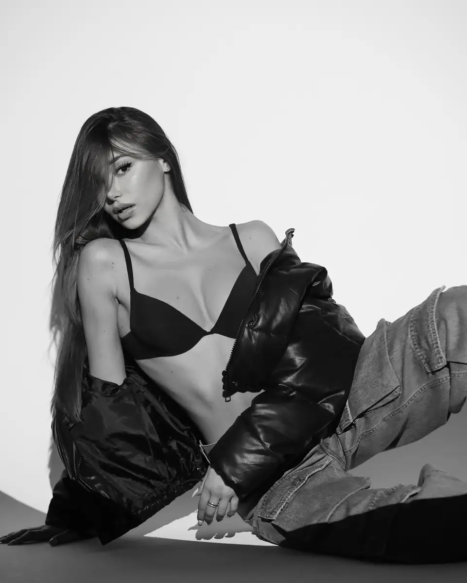 Дельфина эскорт в городе Астана