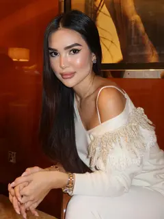 Лючия escort in Астана
