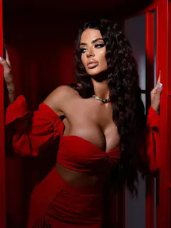Виолина escort in Астана